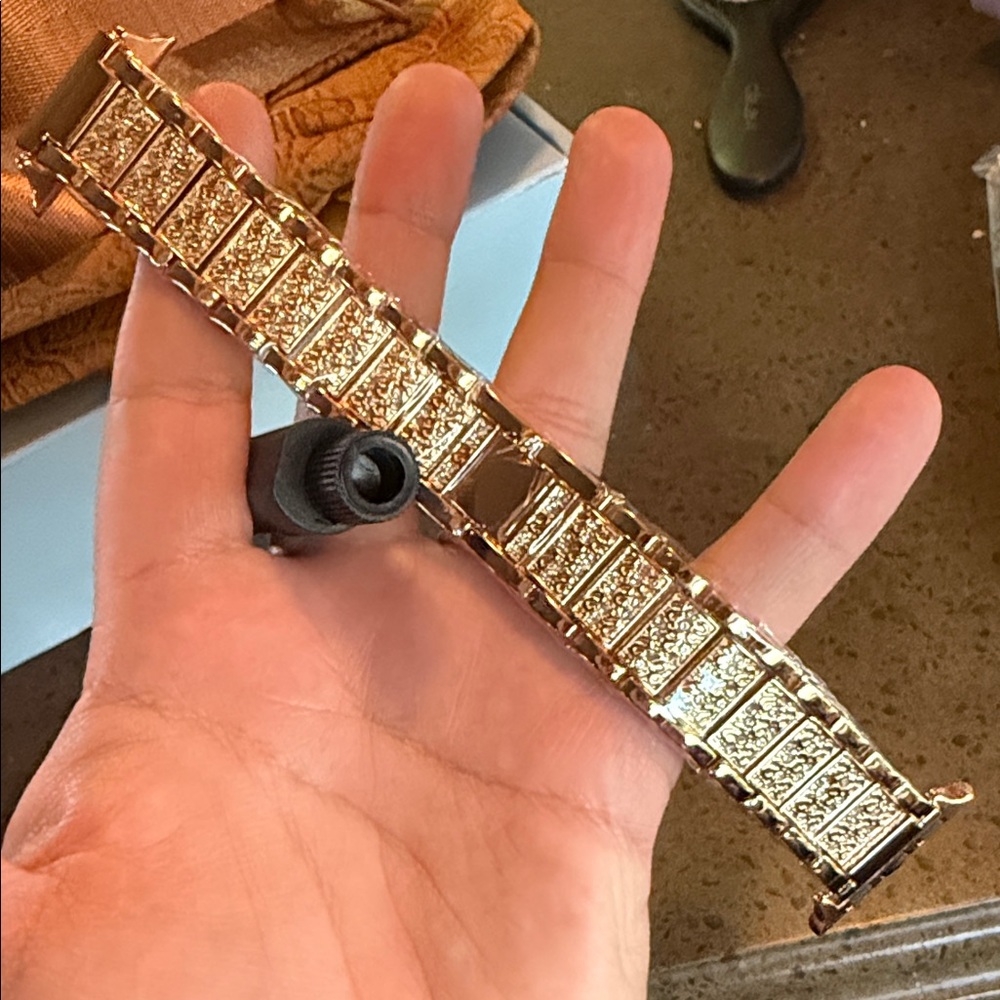 Elegant Gold Women's Watch